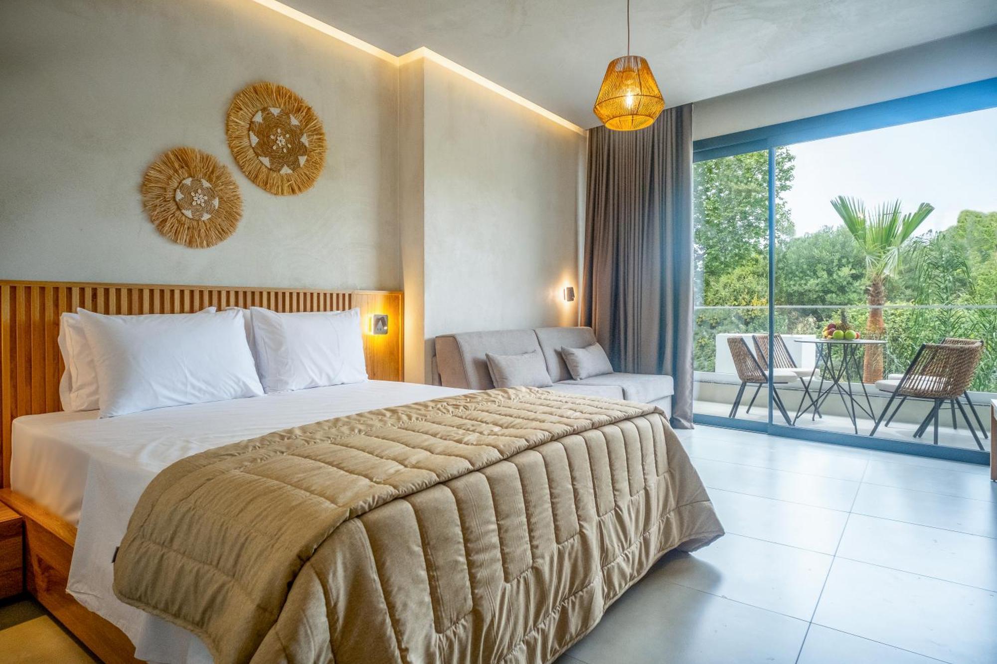 Luminous Luxury Living Aparthotel Kallithea  Exterior foto